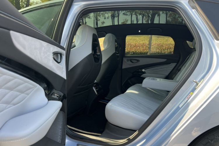 Used BYD Seal 2022 650 km All-Wheel-Drive Performance Version
