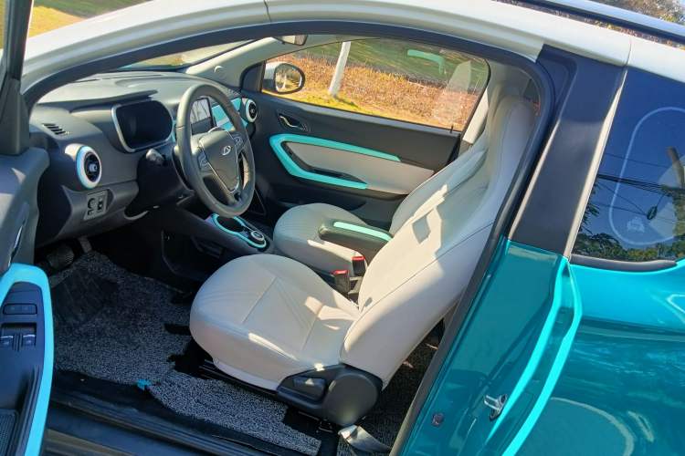 Used Chery New Energy Little Ant 2021 200 000 Yuan "Ant Fan" Edition Energized Version NMC Lithium Battery 301 km