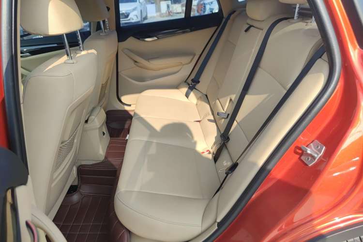 Used BMW X1 2015 sDrive18i Leading Edition