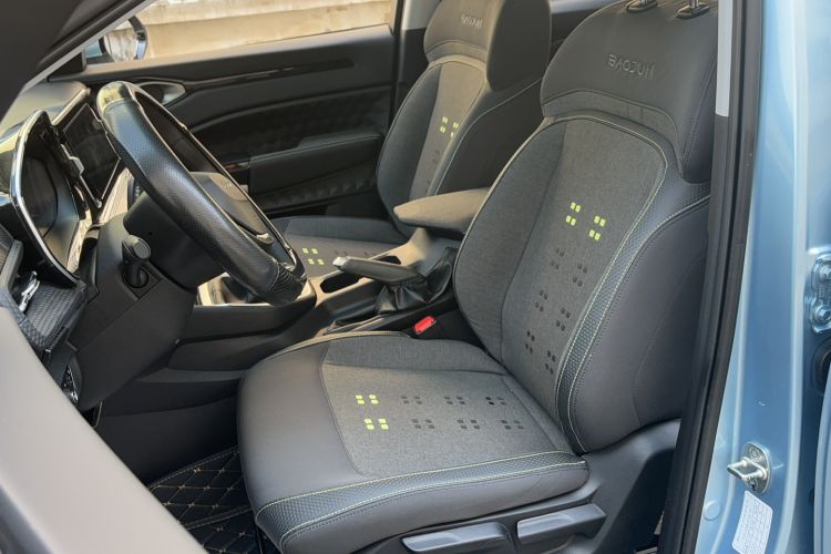 Used Baojun RM-5 2019 1.5L Manual Elite Edition with 24-hour Online Service 5 Seats
