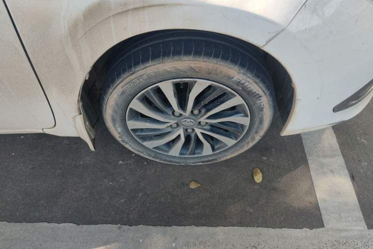 Used Toyota Corolla Hybrid E+ 2019 1.8L E-CVT Leading Edition Right Front Wheel Hub
