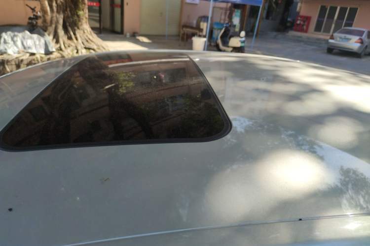 Used Roewe i6 New Energy 2017 45T Hybrid Connect & Smart Enjoyment Edition