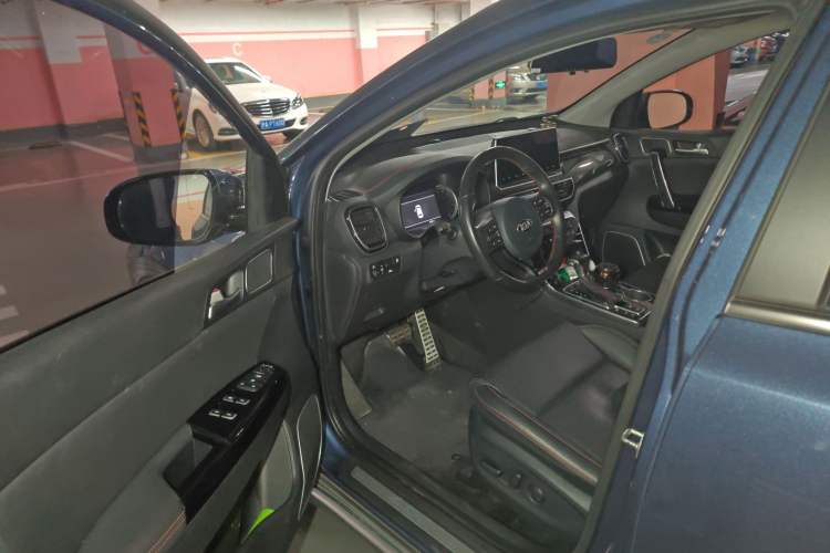 Used Kia KX5 2019 1.6T Automatic Two-Wheel Drive Luxury Edition
