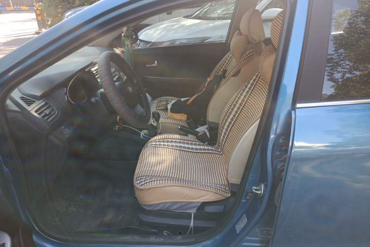 Used Kia K2 2011 Sedan 1.4L Manual Transmission GLS