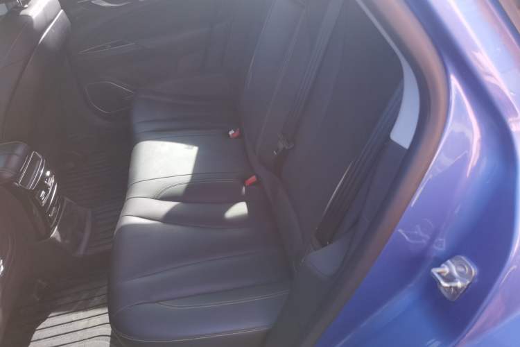 Used Geely Auto Emgrand GT New Energy 2018 1.5T PHEV Yaoxiang Edition Left Rear Seat