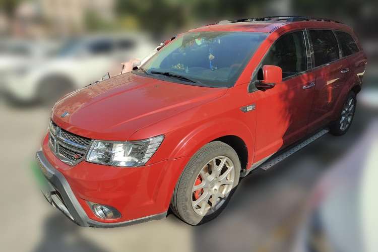 Used Dodge Journey 2013 2.4L Two-Wheel Drive Luxury Version