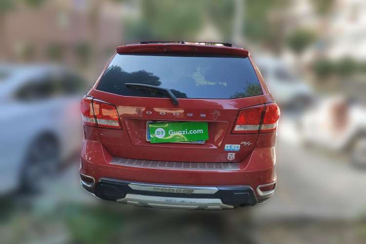 Used Dodge Journey 2013 2.4L Two-Wheel Drive Luxury Version

