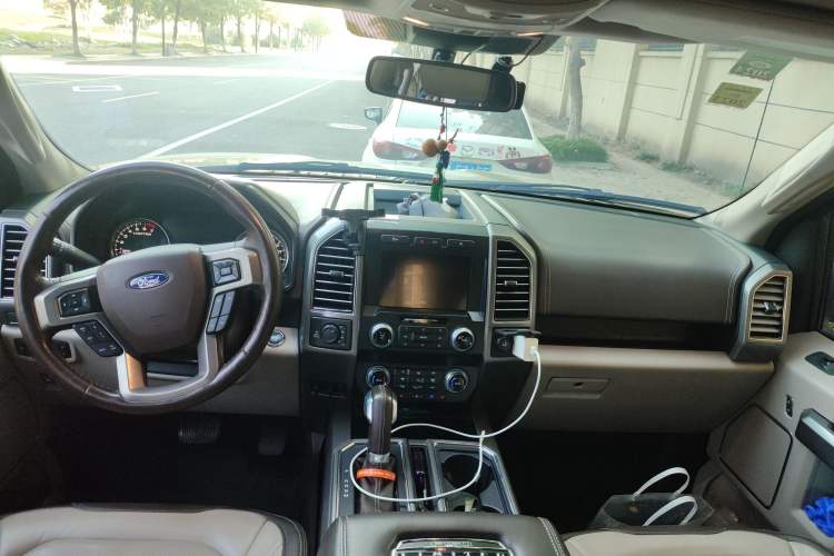 Used Ford F-150 Raptor 2019 3.5T LTD Center Console