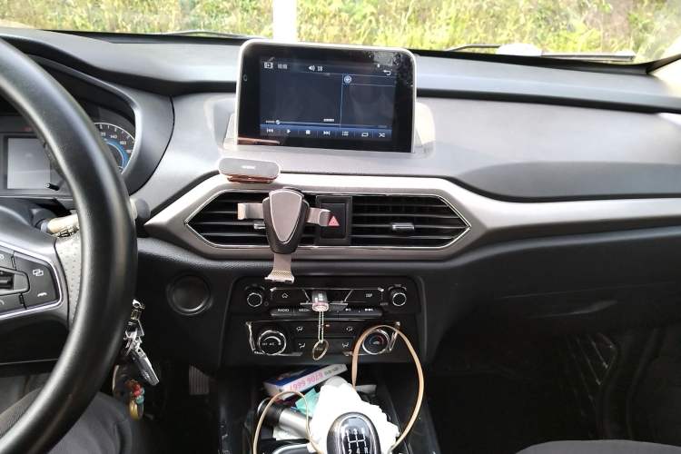 Used Dongfeng Fengon S560 2019 1.8L Manual Urban Model Audio And AC Panel