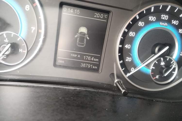Used Dongfeng Fengon S560 2019 1.8L Manual Urban Model Odometer Close Up