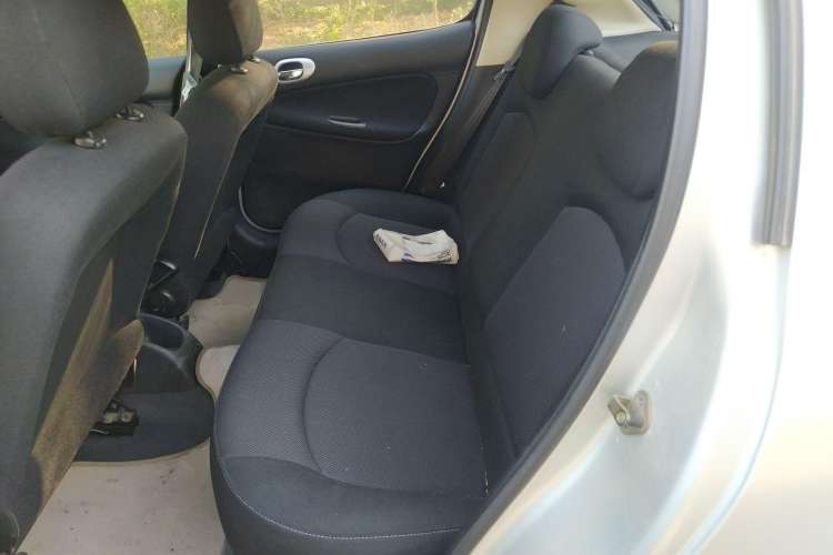 Used Peugeot 207 2009 Hatchback 1.6L Automatic Prestige Edition
