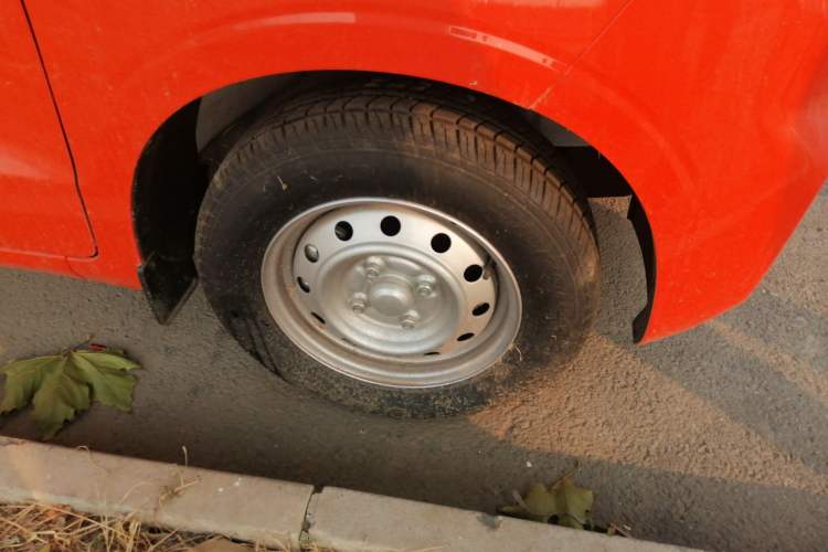 Used Wuling Hongguang V 2022 1.5L Jingqu Version Hydraulic Power Steering LAR