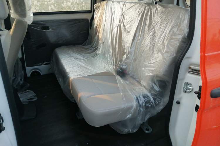 Used Wuling Hongguang V 2022 1.5L Jingqu Version Hydraulic Power Steering LAR