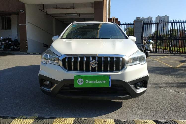 Used Suzuki Vitara S-Cross 2017 1.6L CVT Two-Wheel Drive Urban Fashion Model
