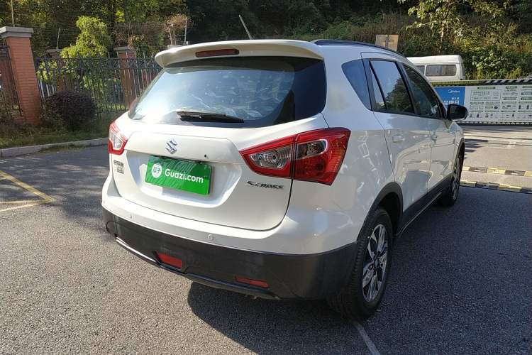 Used Suzuki Vitara S-Cross 2017 1.6L CVT Two-Wheel Drive Urban Fashion Model
