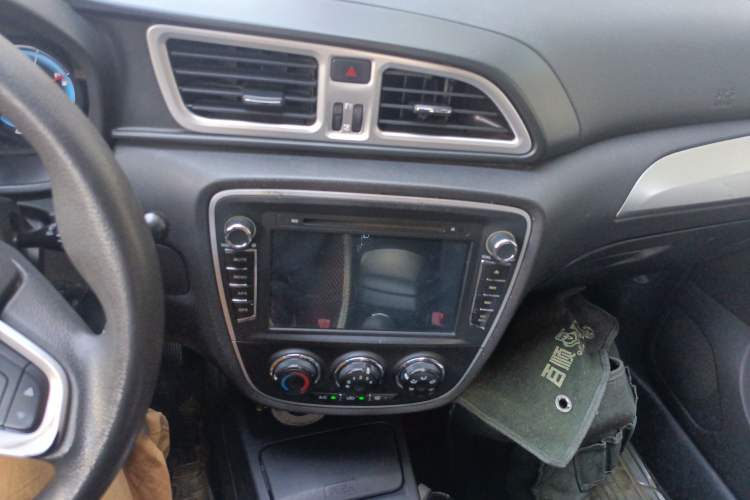 Used FAW Junpai D60 2015 1.5L Manual Standard Edition

