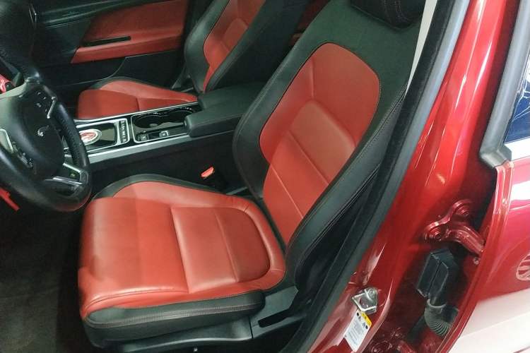 Used Jaguar XE 2017 2.0T 200 PS R-Sport