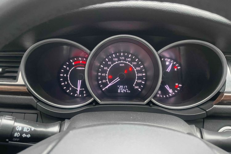 Used Zotye Z560 2017 1.5T Manual Luxury Model