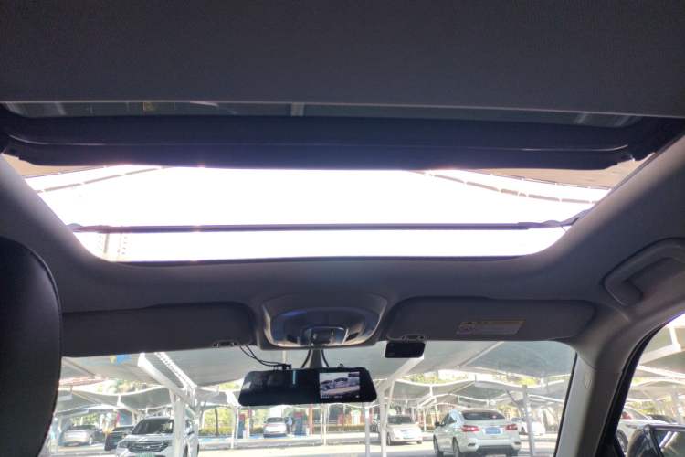 Used Zotye Domy X7 2017 1.8T DCT Luxury Model Headliner