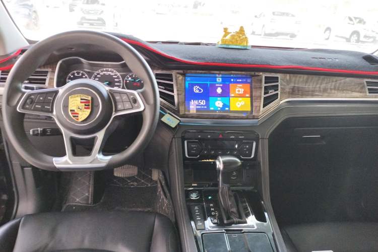 Used Zotye Domy X7 2017 1.8T DCT Luxury Model Center Console