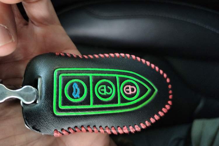 Used Zotye Domy X7 2017 1.8T DCT Luxury Model Vehicle Key