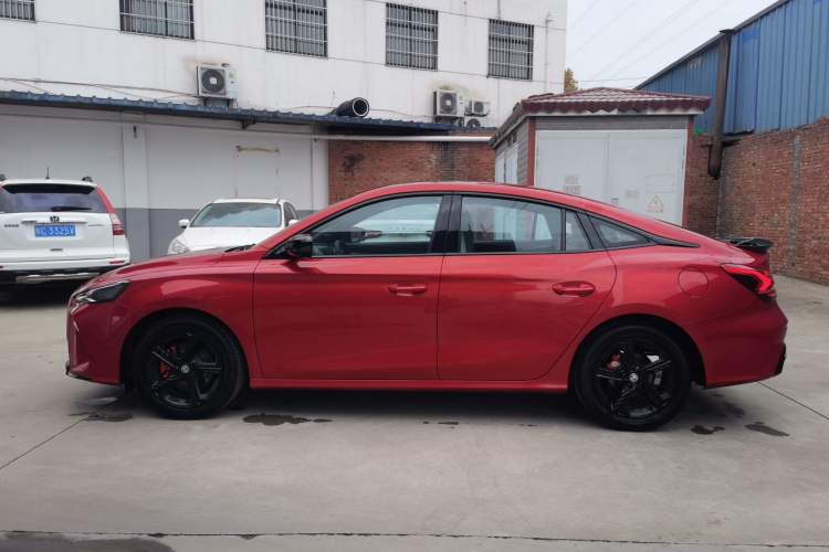 Used MG 5 Scorpio 2022 1.5T Trophy Sport Luxurious Edition