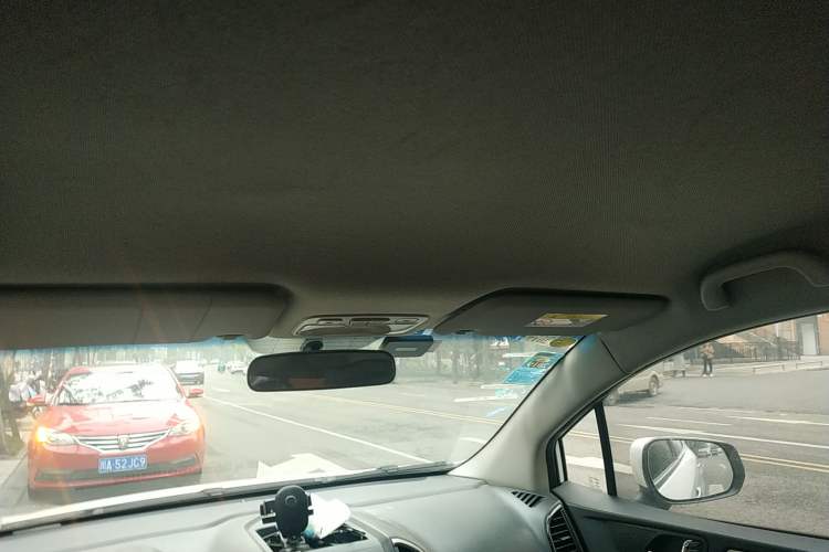 Used JAC Refine S3 2014 1.5L Manual Luxury Smart Model Headliner