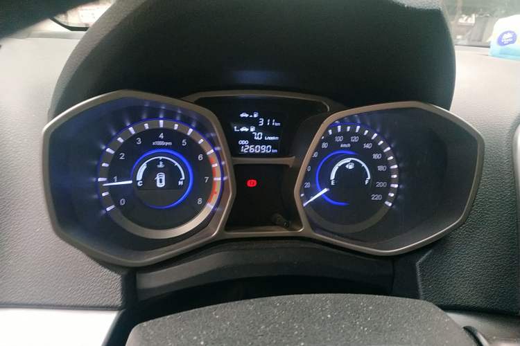 Used JAC Refine S3 2014 1.5L Manual Luxury Smart Model Odometer Close Up