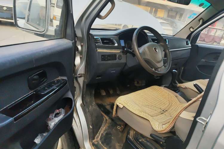 Used Jinbei T5 2018 1.5L Entrepreneurial-Grade Dual-Rear-Wheel DLCG14
