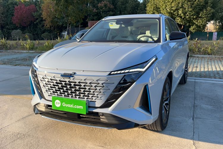 Used Oshan Z6 New Energy 2022 Blue Whale iDD 150KM Flagship PLUS Smart Parking Edition