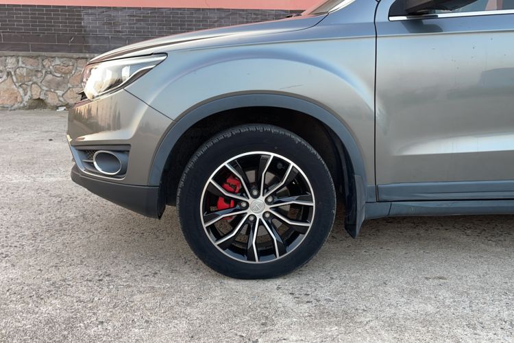 Used FAW Senya R7 2016 1.6L Manual Smart Version Left Front Wheel Hub