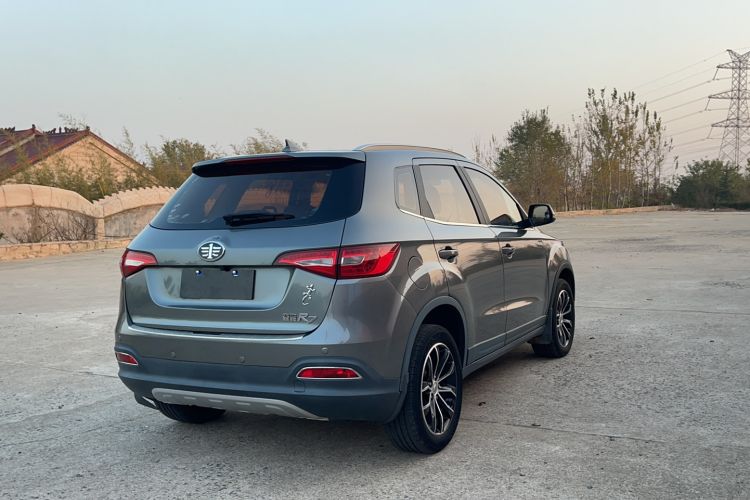 Used FAW Senya R7 2016 1.6L Manual Smart Version Rear Right 45 Deg