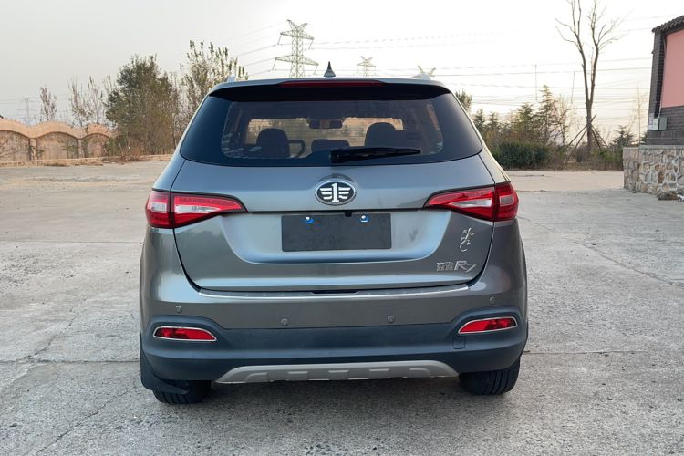 Used FAW Senya R7 2016 1.6L Manual Smart Version Rear