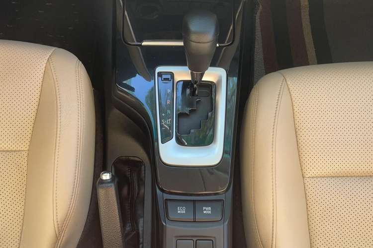 Used Toyota Fortuner 2016 2.7L Middle East Version
