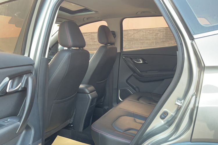 Used FAW Senya R7 2016 1.6L Manual Smart Version Left Rear Seat