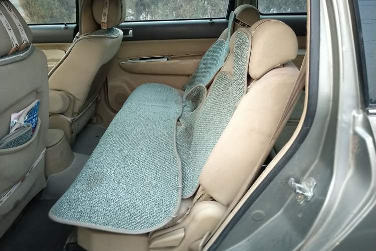 Used RELY V5 2009 1.8L Manual Comfort Version
