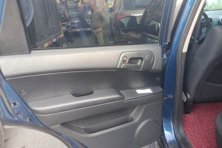 Used SsangYong Actyon 2014 2.3L Two-Wheel Drive Manual Transmission Entry-Level Gasoline Version
