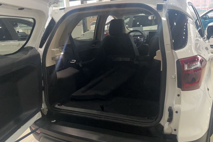 Used BYD S2 
