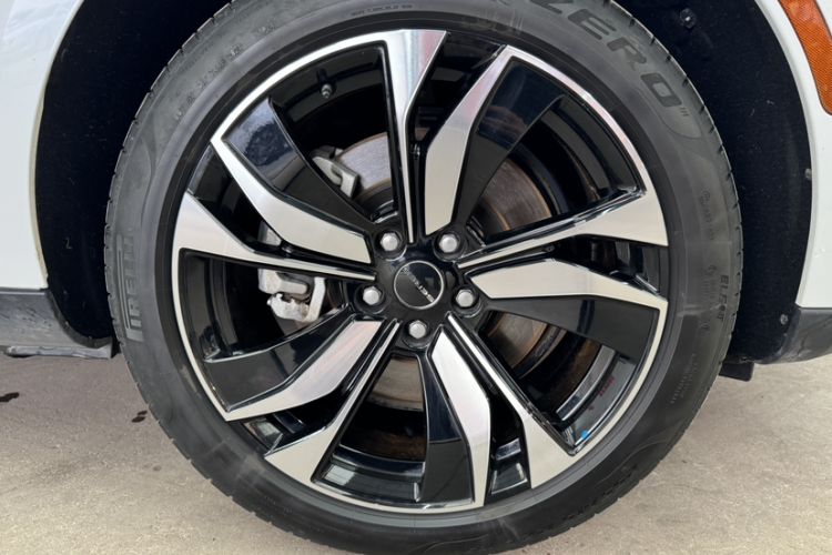 Used SERES SF5 2021 Four-Wheel Drive Freedom Expedition Edition
