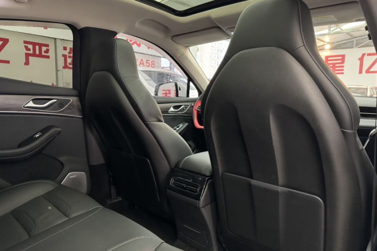 Used SERES SF5 2021 Four-Wheel Drive Freedom Expedition Edition
