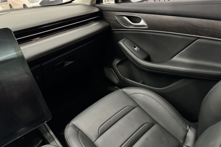 Used SERES SF5 2021 Four-Wheel Drive Freedom Expedition Edition
