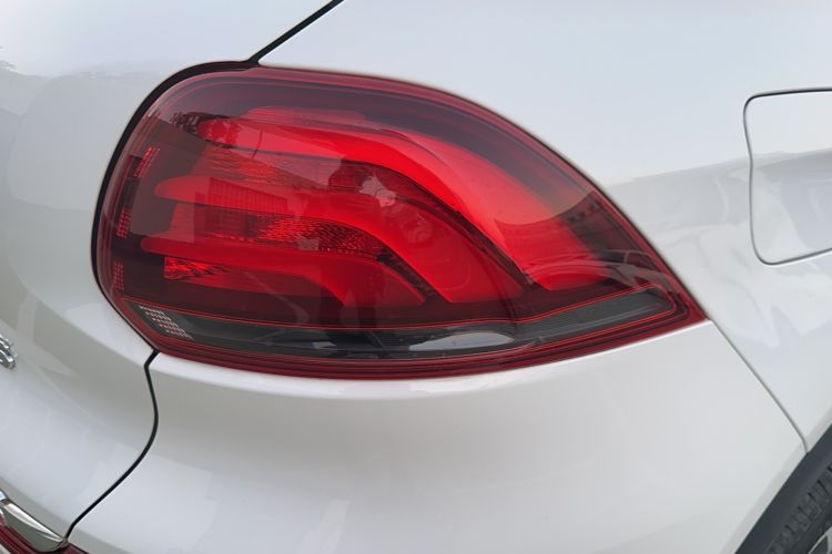 Used Qoros 5 2019 1.6T Automatic Zhiyun Connect (AliOS) Edition Prestige Model
