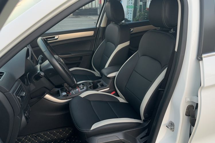 Used Qoros 5 2019 1.6T Automatic Zhiyun Connect (AliOS) Edition Prestige Model
