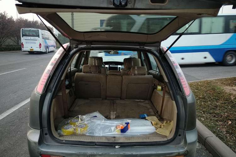 Used RELY V5 2009 1.8L Manual Comfort Version
