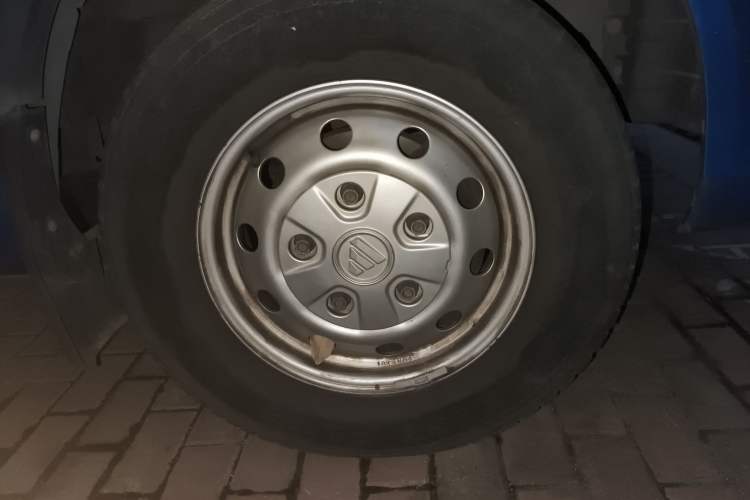 Used Foton Toano 2017 2.5T Restyled E Commercial Version Short Wheelbase 4J25TC3