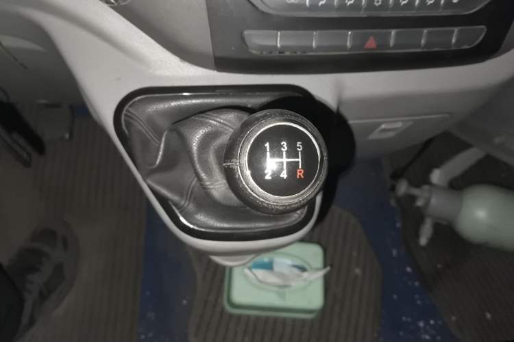 Used Foton Toano 2017 2.5T Restyled E Commercial Version Short Wheelbase 4J25TC3