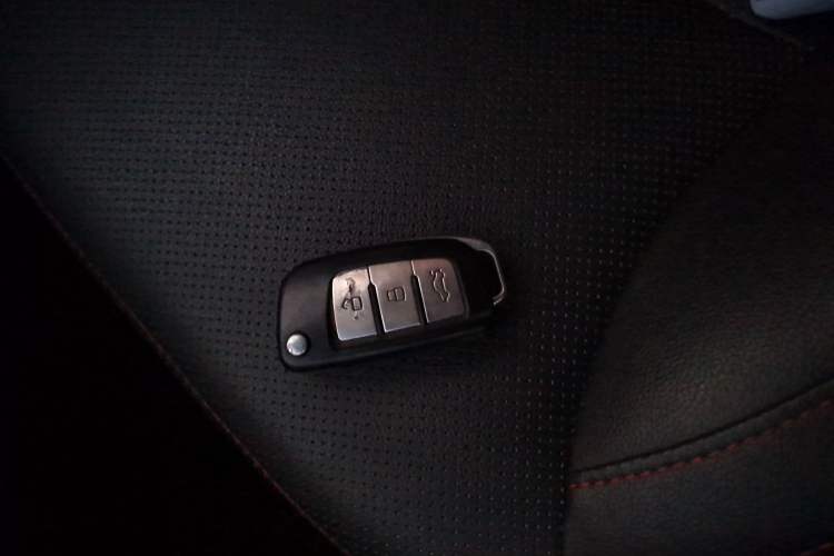 Used Geely Auto Vision 2016 1.5L Manual Happiness Edition
