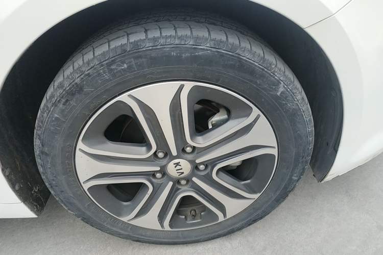 Used Kia  2016 2.0L Hybrid PRM
