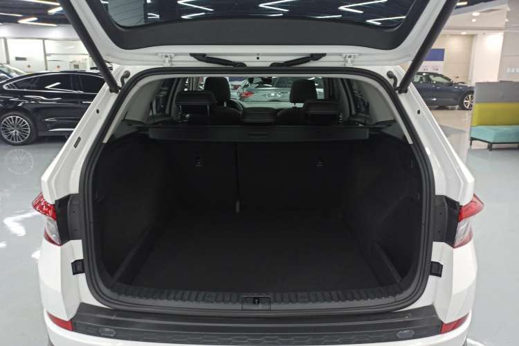 Used Skoda Kodiaq 2021 TSI330 5-Seater Two-Wheel-Drive Luxury Plus Edition