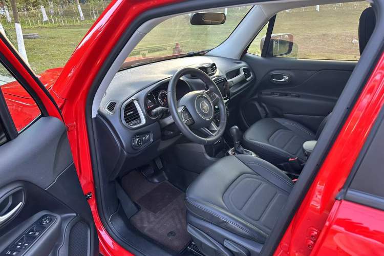 Used Jeep Renegade 2019 220T Automatic Elite Edition